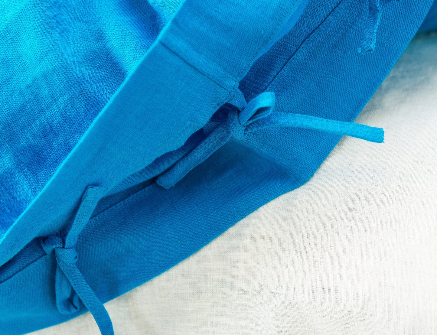 Sky Blue linen bedding set with ties